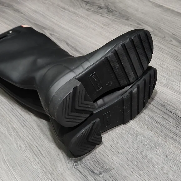 Matte Black Original Hunter Tall Knee High Rubber Rain Boots - Picture 8 of 10